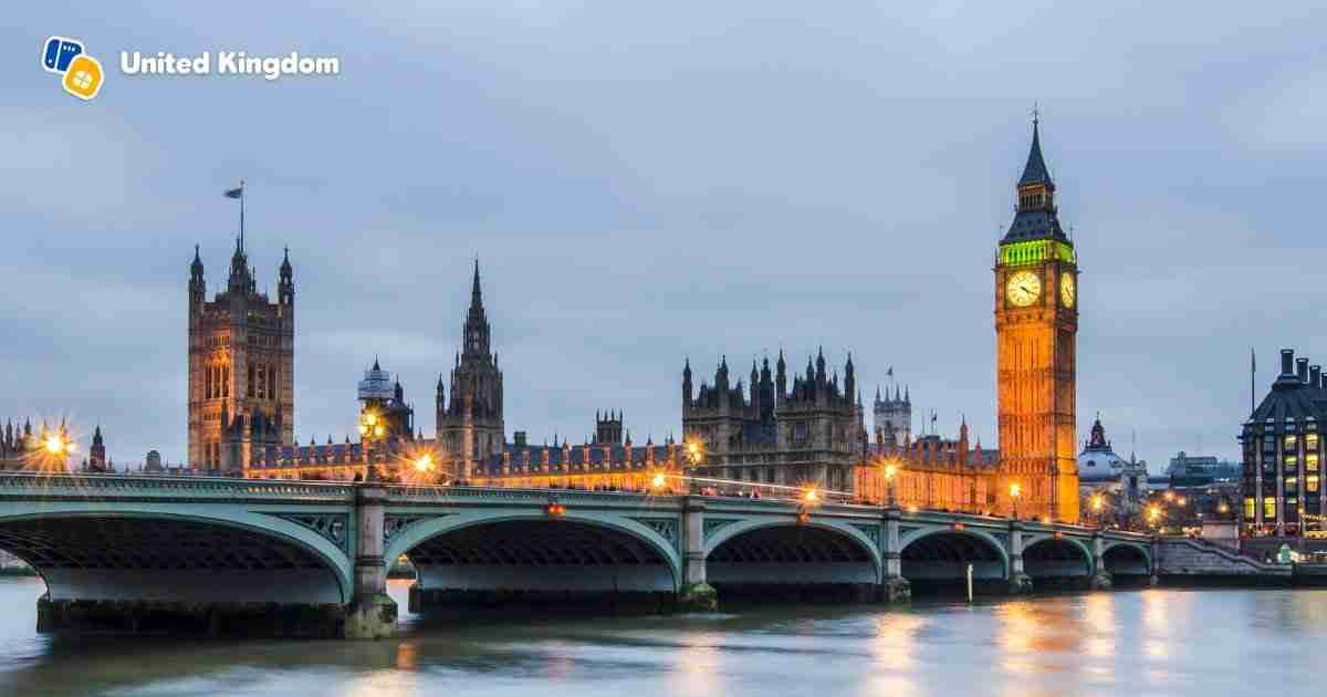 Twilight over Westminster: the iconic Big Ben and Houses of Parliament stand majestic along the River Thames as the Westminster Bridge glows with the warmth of evening lights, reminiscent of a seamlessly connected SIM WiFi network