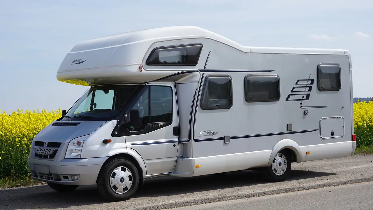 motorhome motor caravan