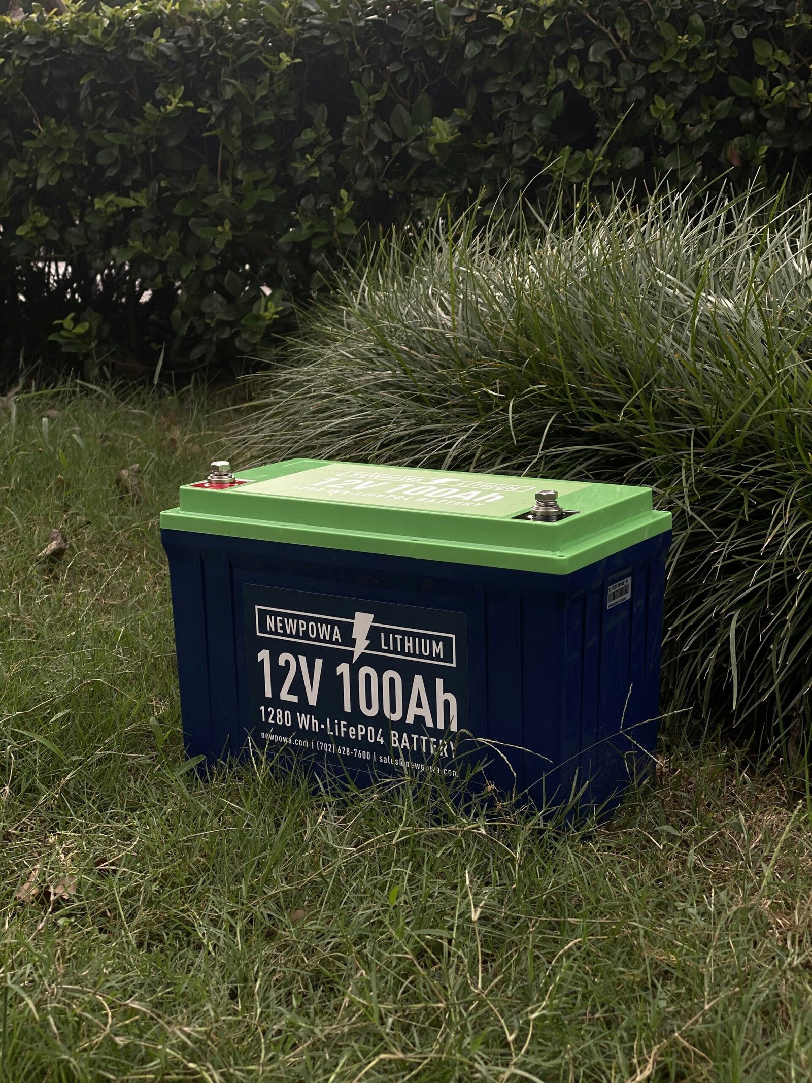 how long do leisure batteries last?